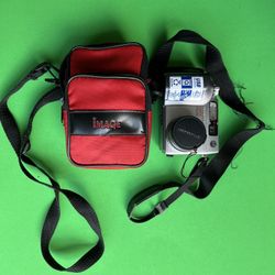 Olympus CAMEDIA C-4000 Zoom 4.0MP Digital Camera