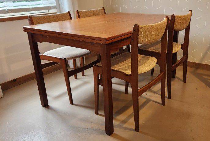 Mid Century Teak Dining Table And Chairs