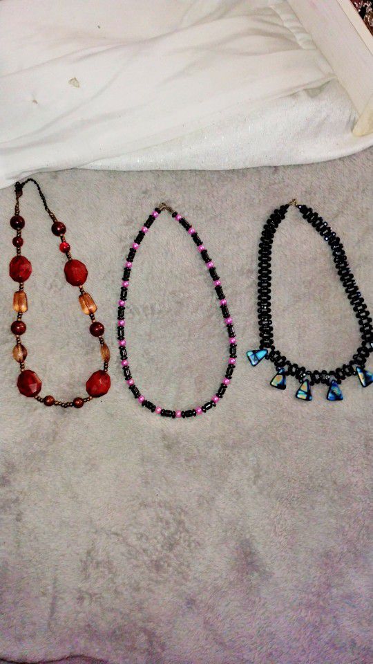 3 Gorgeous & Unique Necklaces For One Low Price Of $8!! Or $4 Each.