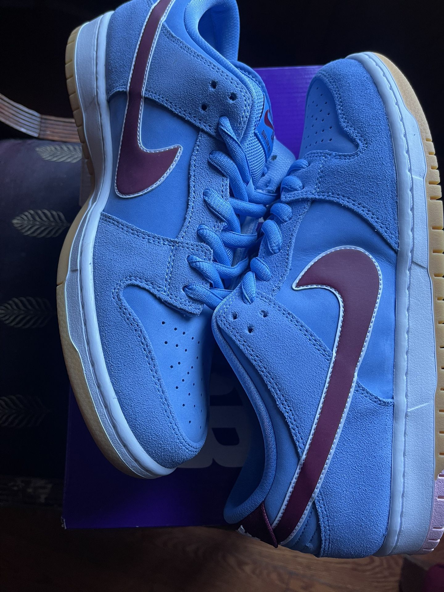 Nike SB Dunk Low Phillies Bubble Gum Pack for Sale in San Diego, CA -  OfferUp