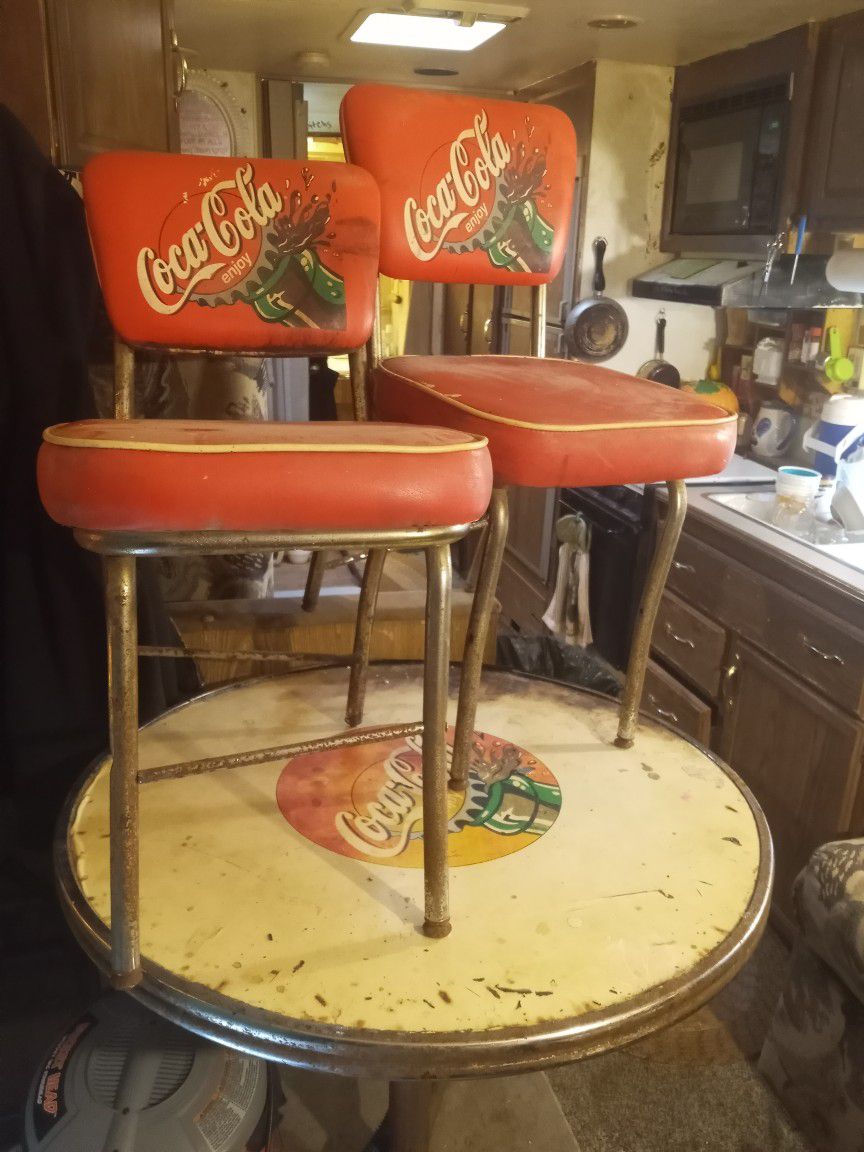 Coca Cola Table And Chairs
