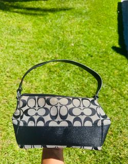 Coach Signature Shoulder Bag