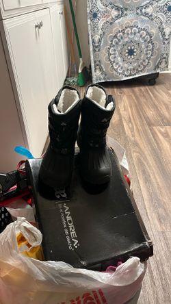 Snow boots for girls, size 31, new