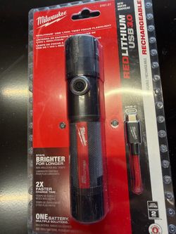 Milwaukee flashlight