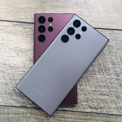 Unlocked Samsung S22 Ultra Smartphone / Desbloqueado 