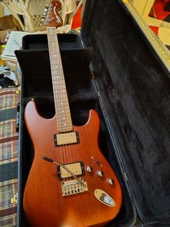 "Very Rare" 2005 Squier Deluxe Series Satin "Trans Fat" Stratocaster HH
