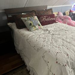 Queen Bed Frame And Mattress 