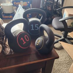 3-Piece Kettlebell Set (5lb, 10lb, 15lb)