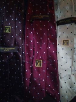 GUCCI,LUIS VUITTON::Real man made silk ties from Italy.