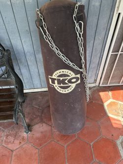 75 TKO BRAND Pound heavy Bag. Great  Condition No Tears Or Rips 