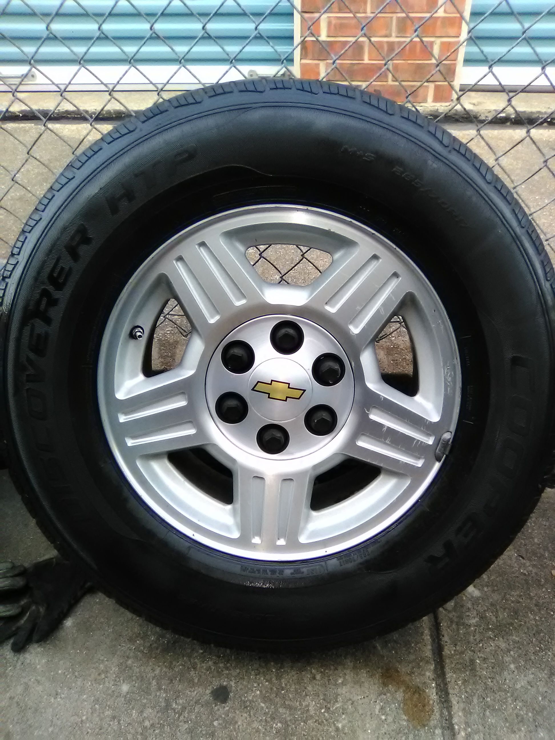 Set Rims And Tires 265 70 17 For Chevy Silverado Tahoe Suburban Avalanche Life Tires 30 For Sale In Irving Tx Offerup