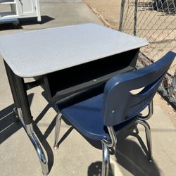 Children Desk. Heavy Duty 