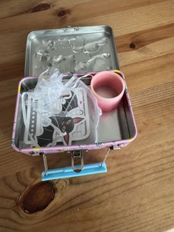 Hello Kitty and Friends Tin Lunch Box with Stickers