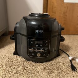 Ninja Air fryer/Pressure Cooker/Slow Cooker