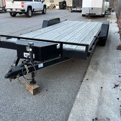 2022 Kaufman Deluxe Trailer