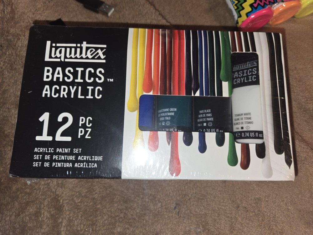 ART SUPPLIES