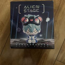 Alien Stage- Ivan