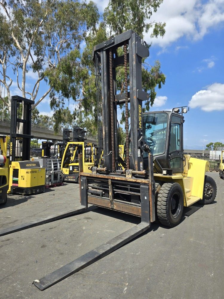 Hyster H230HD Solid Pneumatic Tire Forklift