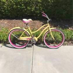 26” Huffy Cranbrook Ladies Yellow Beach Cruiser 