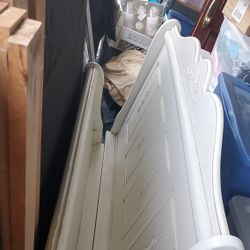 Full Size Bed