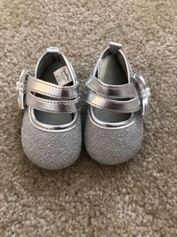 Size 3-6 months shoes