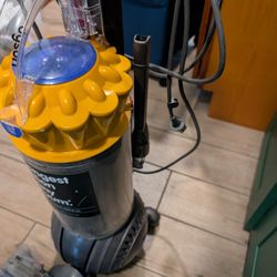 Dyson Ball Total Clean Upright Vacuum Strongest Suction Tested Works Great
