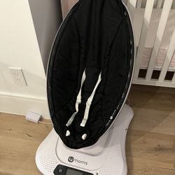 Mamaroo Baby Swing 