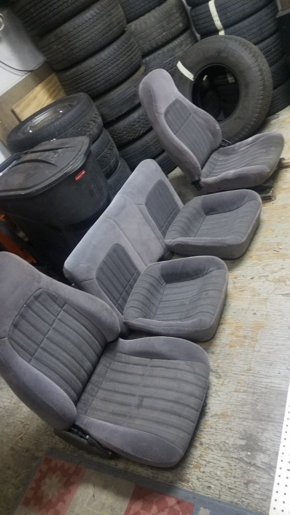 3rd or 4th gen Camaro, Firebird seats