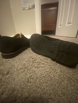 Men size 8.5 shoes (No Shoe Box)