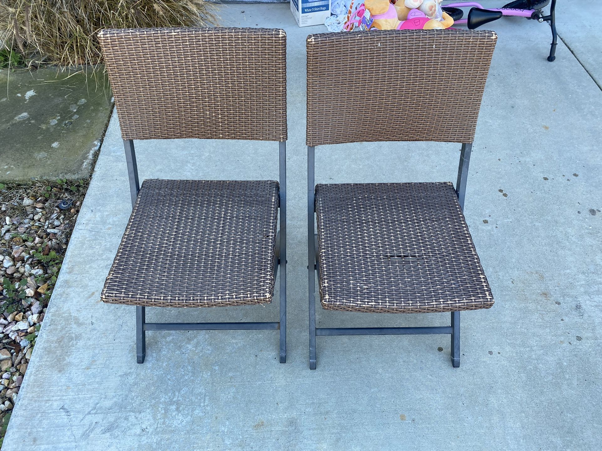 FREE Outdoor Foldable Chairs for Sale in Temecula, CA OfferUp