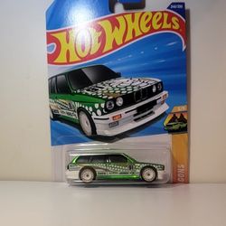 Super Treasure Hunt Bmw M3 Wagon  TRADE ONLY.