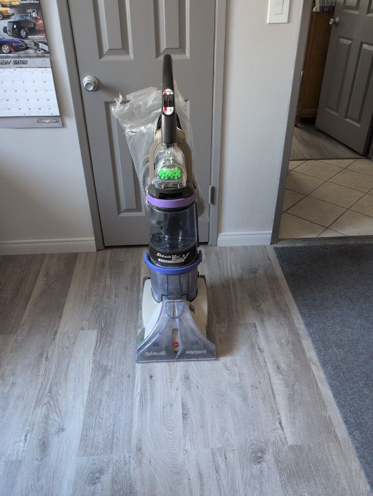 Hoover Carpet Cleaner
