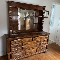 WOOD Dresser With Mirror And Shelves