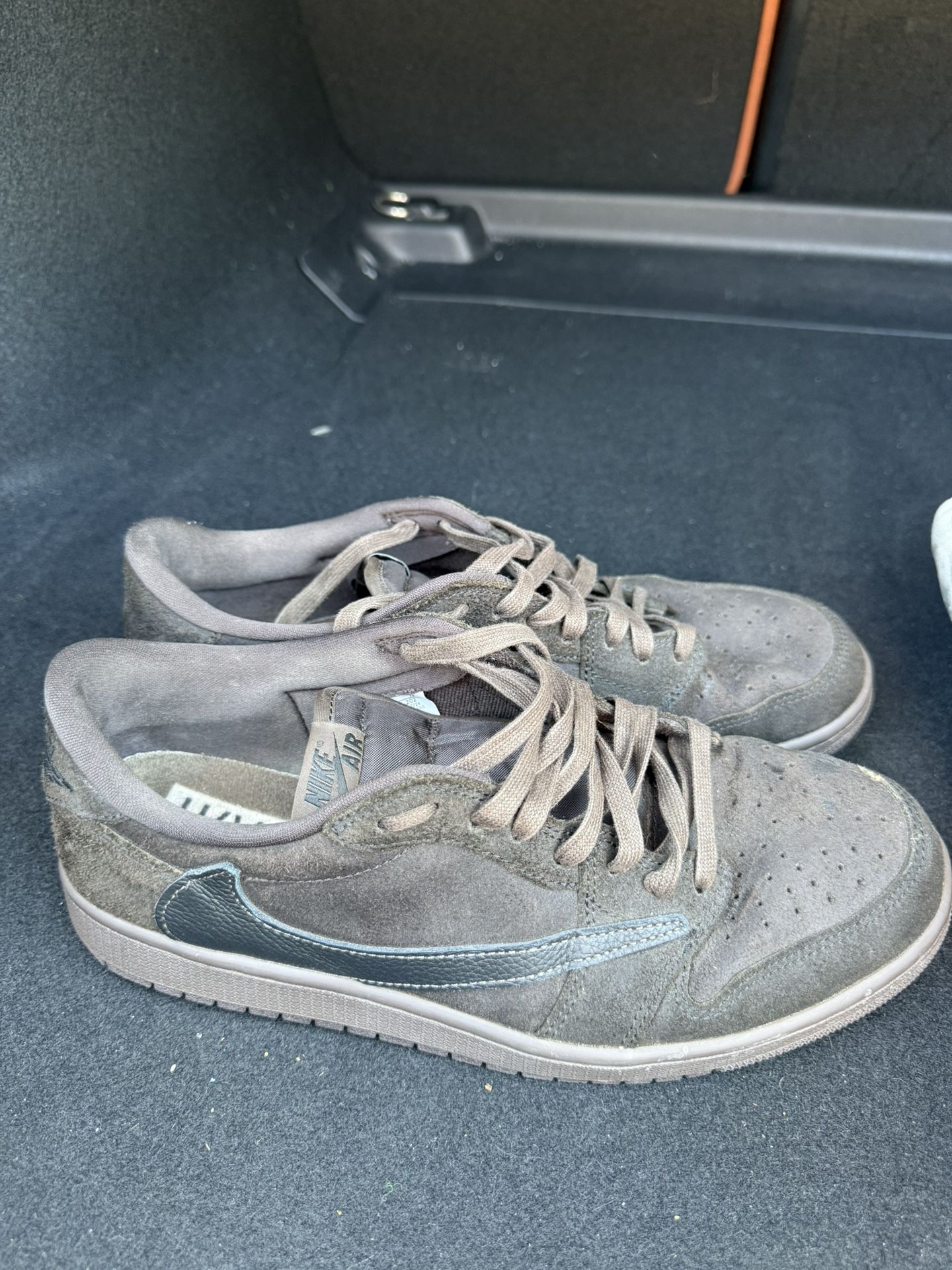 Travis Scott X Air Jordan 1 Retro Low OG SP “Velvet Brown”