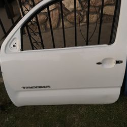 07 Tacoma Driver Door 