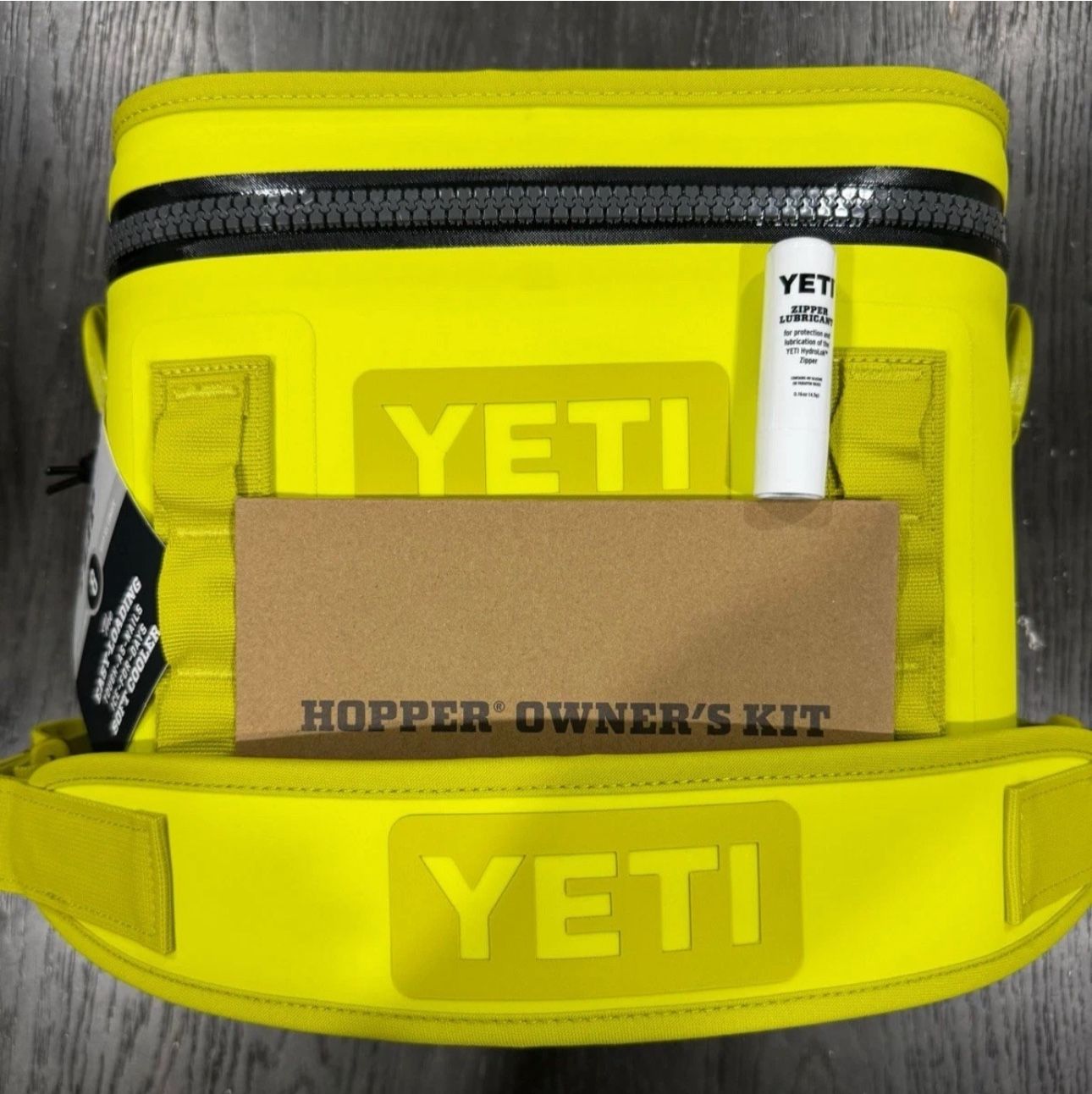 New YETI Hopper Flip 8 Portable Soft Cooler Firefly Yellow Model YHOPFLIP8