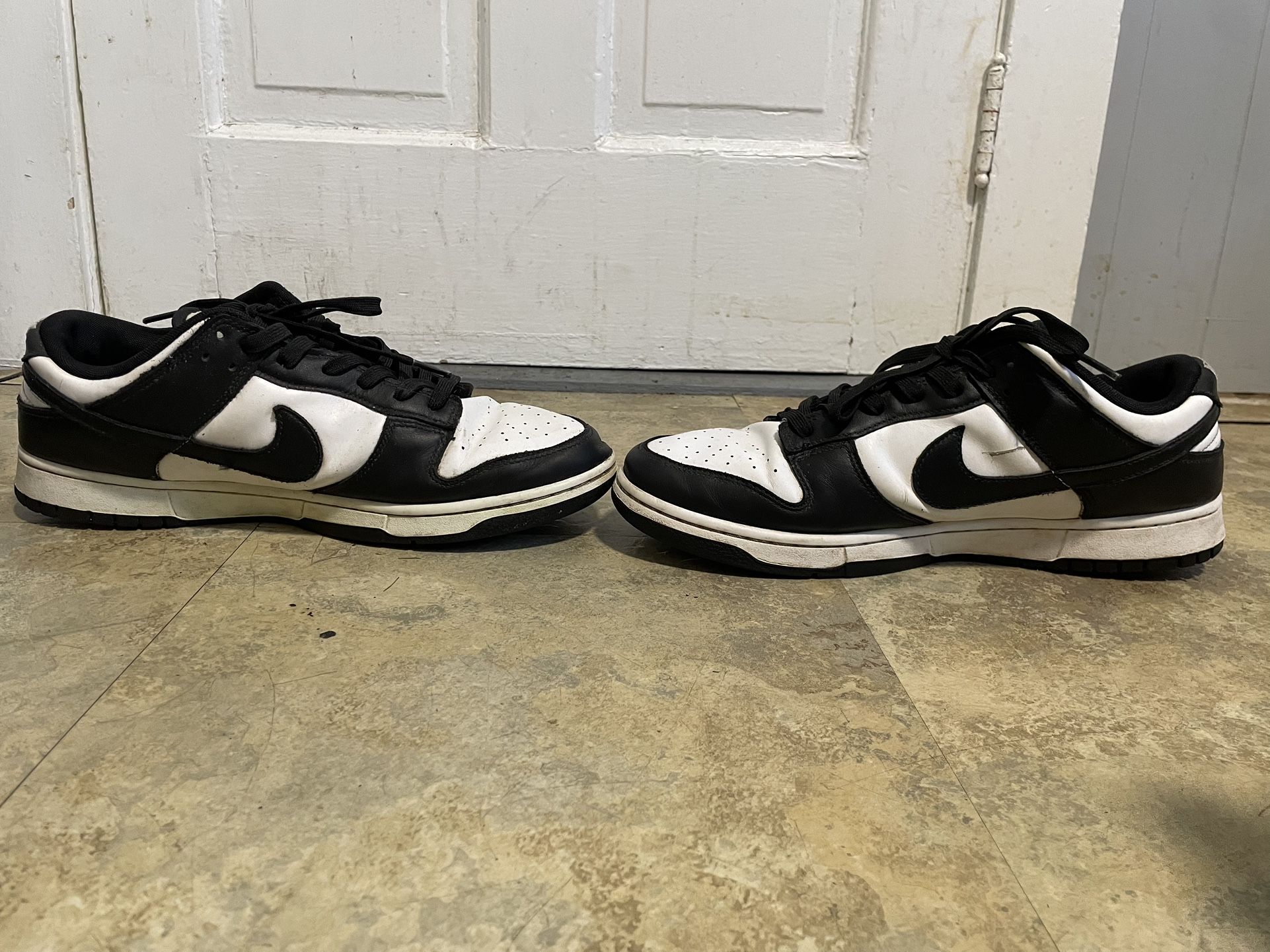 Nike Dunk Pandas Low