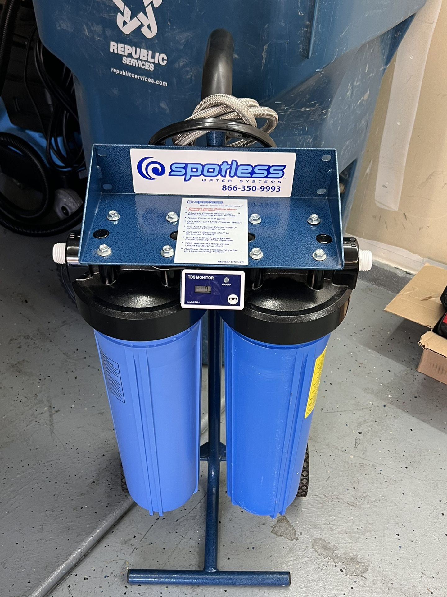 CR Spotless Water Systems DIC 20 Simplest RV & Car Wash System, Rinse Works for All Vehicles, Motorcycles, Bikes, Boats, Planes, Yachts, Deionized W