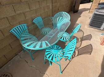 Patio set. MCM. Mid Century Modern. Table and chairs.