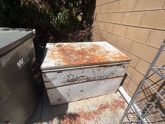 Large tool box, tools not included