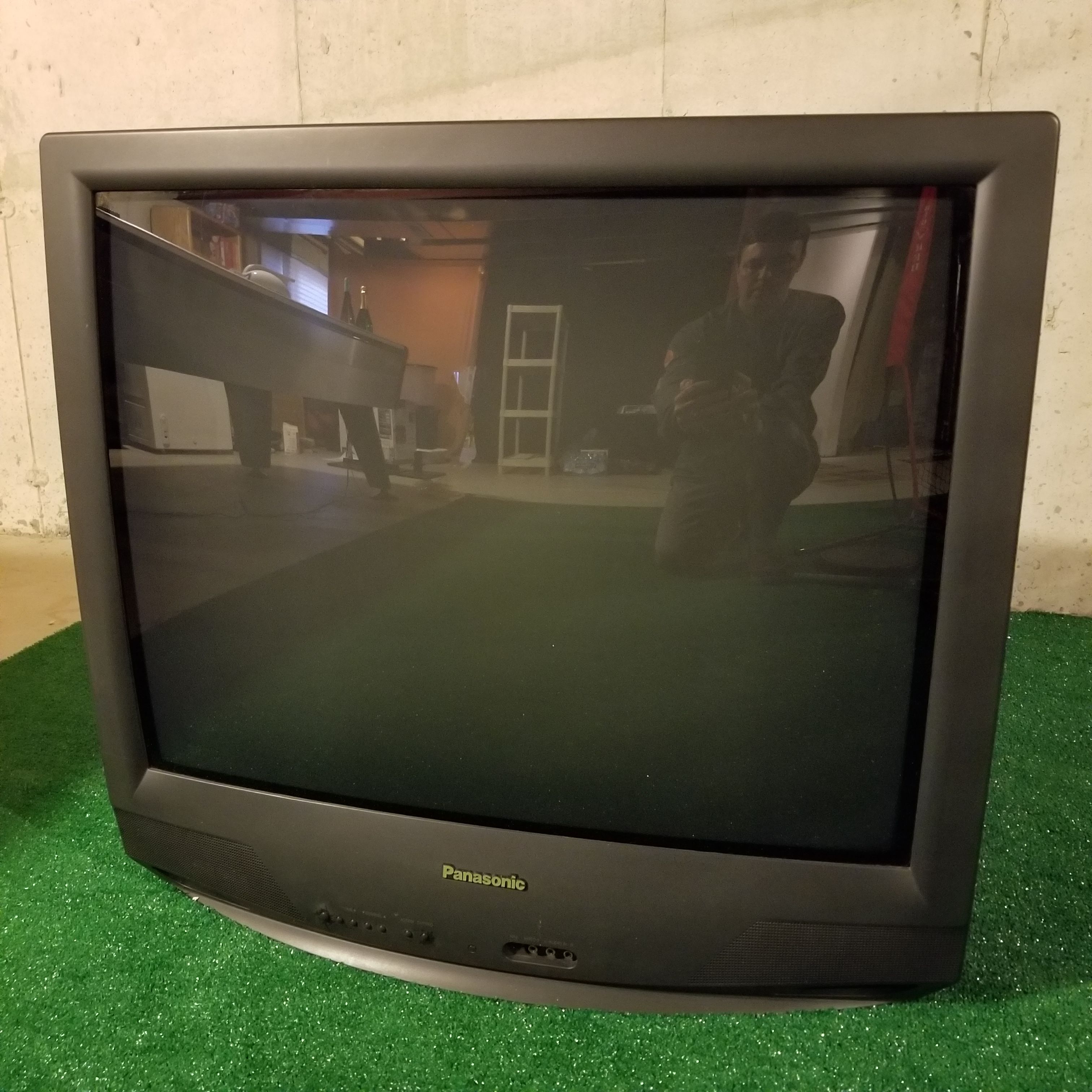 32 inch Panasonic CRT TV