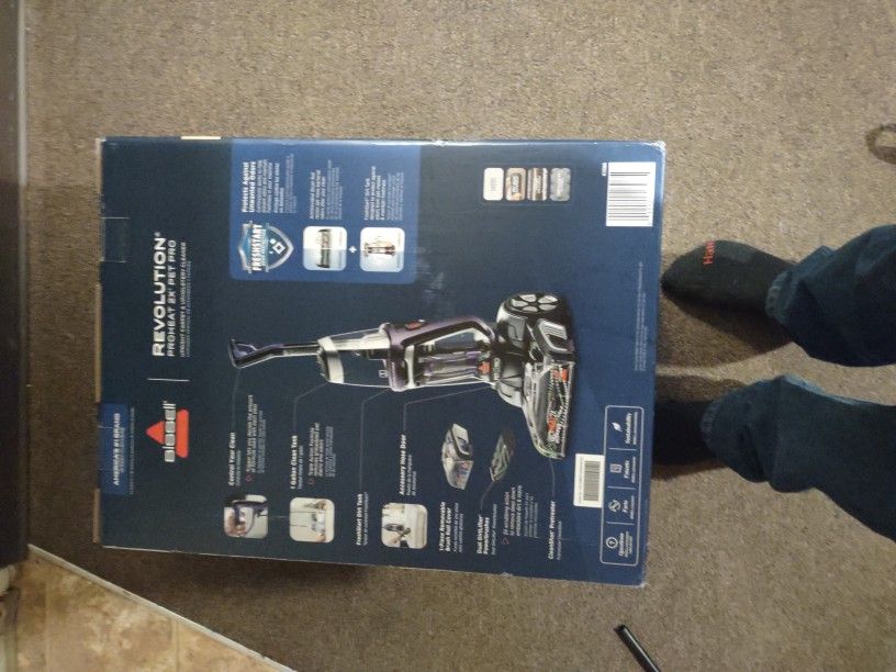 Bissell Revolution ProHeat * 2 Pet Pro Carpet Cleaner New In The Box