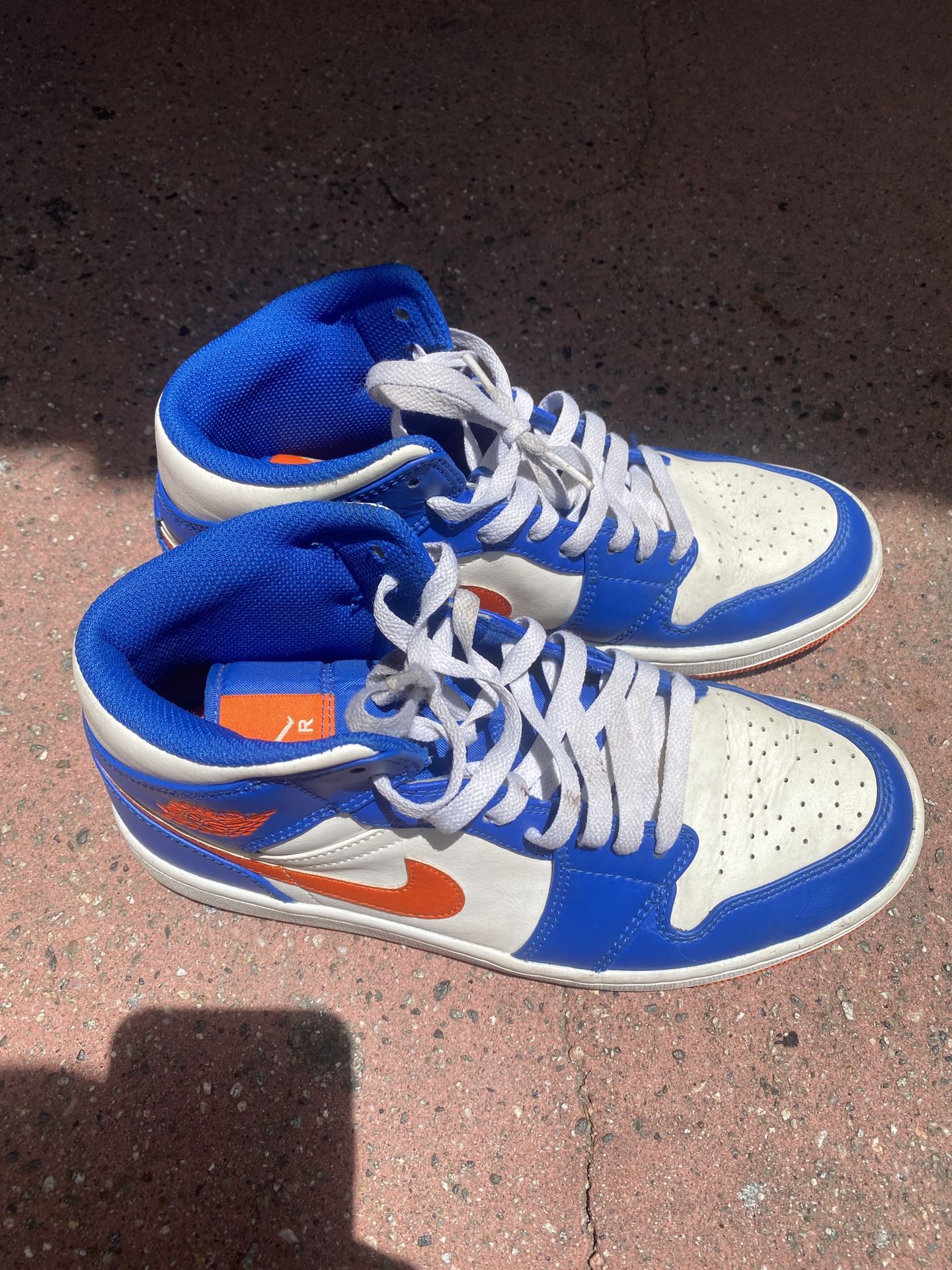 Jordan Mid 1 Shoe