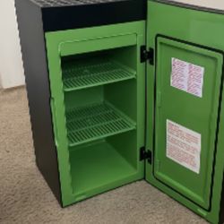 Xbox Mini Fridge 