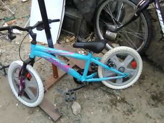 Trek girls bike