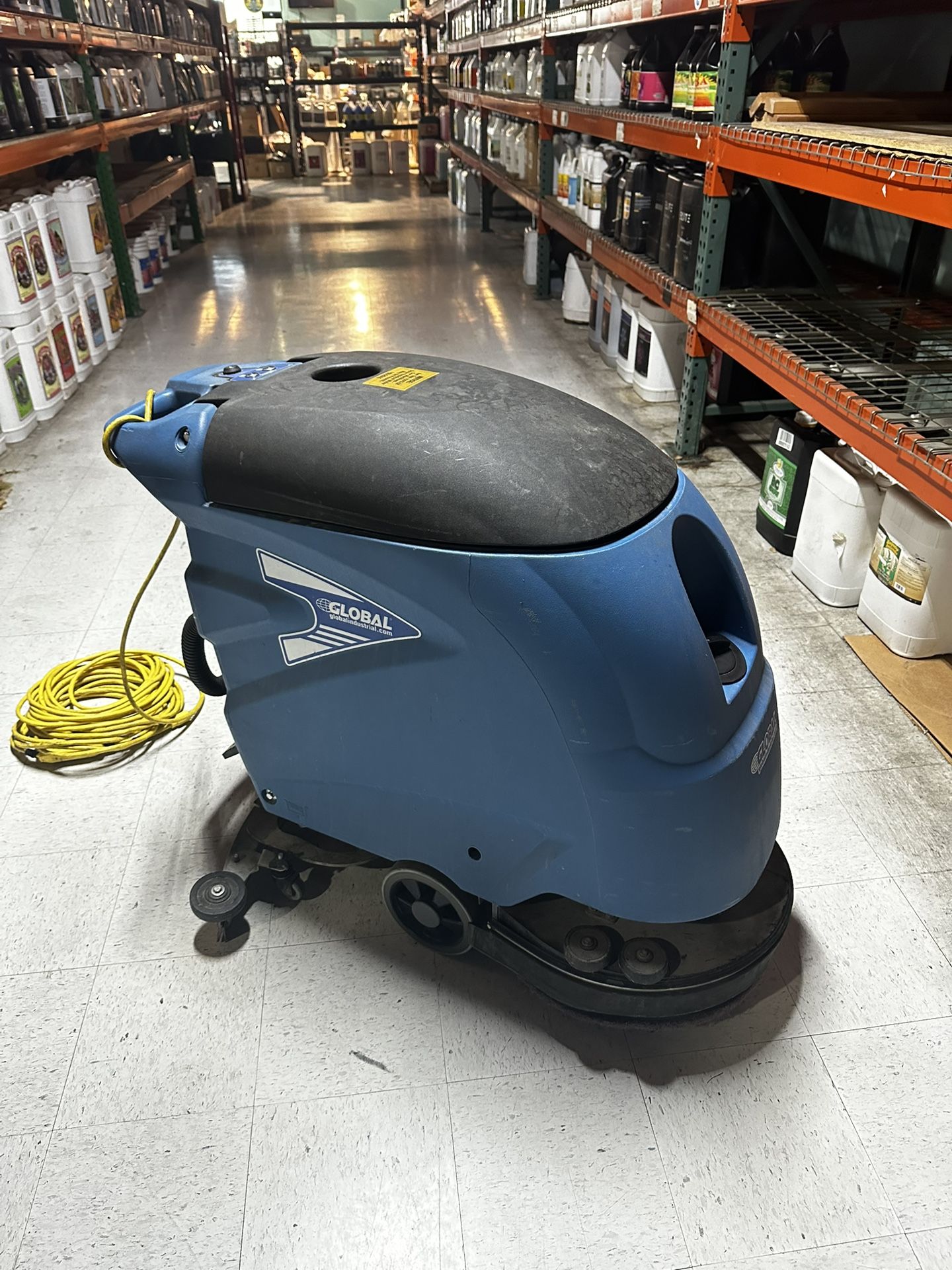 Walk behind floor Cleaner/scrubber 