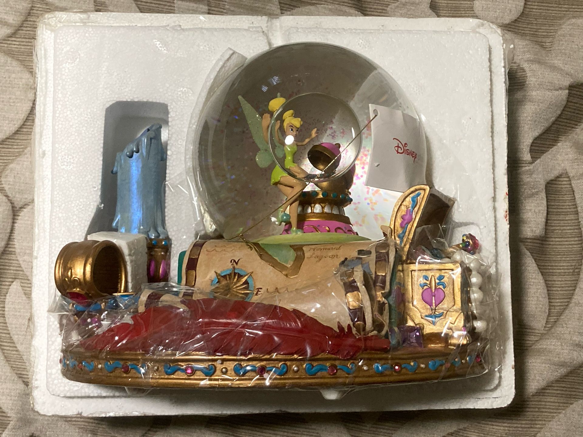 Disney Tinker-Bell Snow Globe