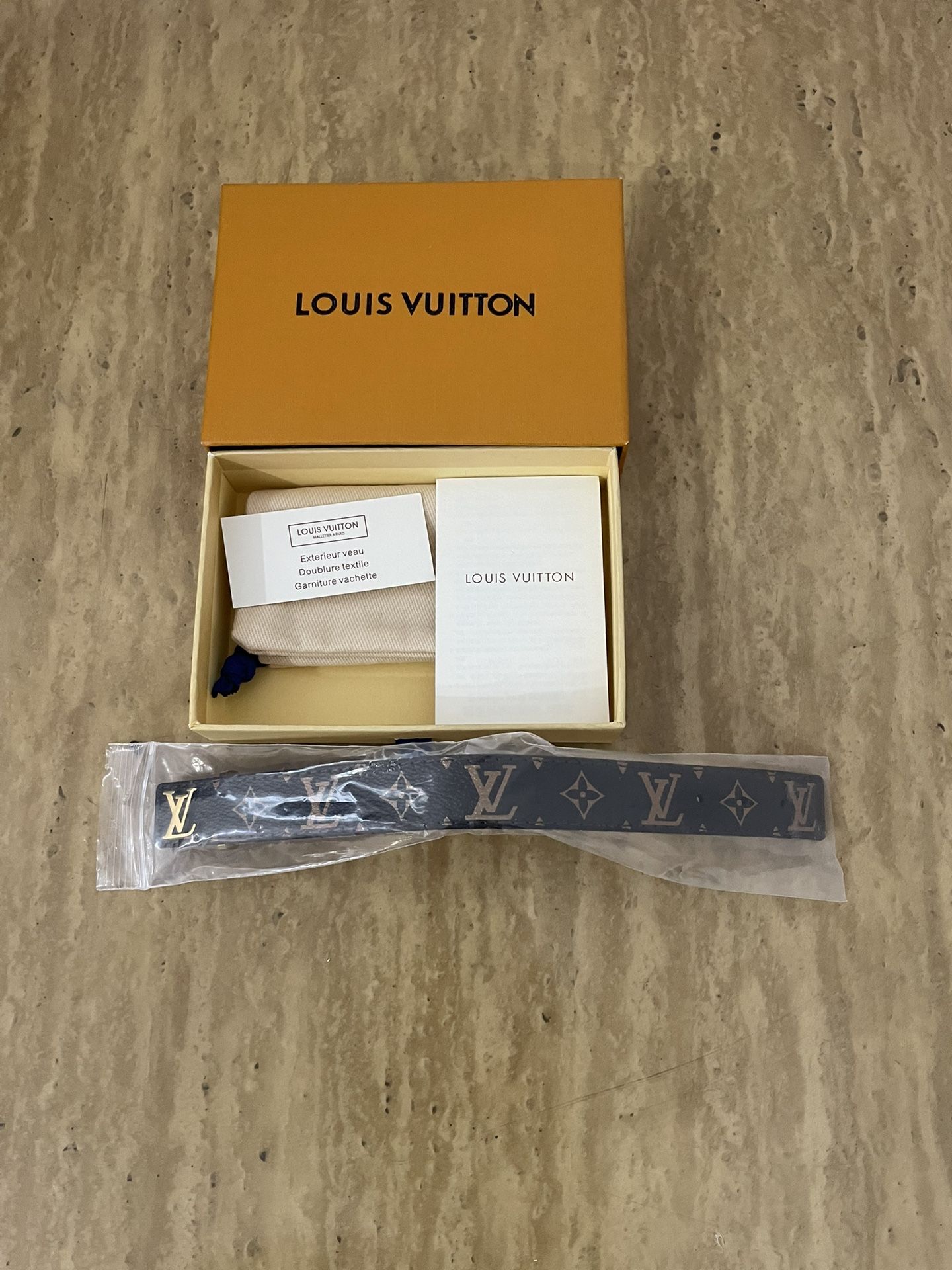 Bracelet