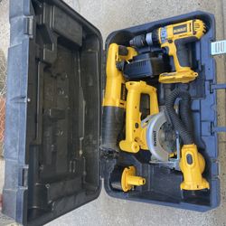 Dewalt Cordless Power Tool Set Hammer Drill Circular Saw Sawzall Flashlight