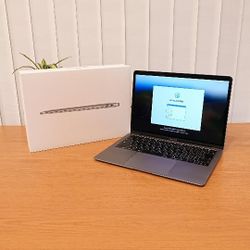 2019 NEW MACBOOK AIR 13" INCH INTEL 15 QUAD 4 CORE 8GB RAM 256GB SSD